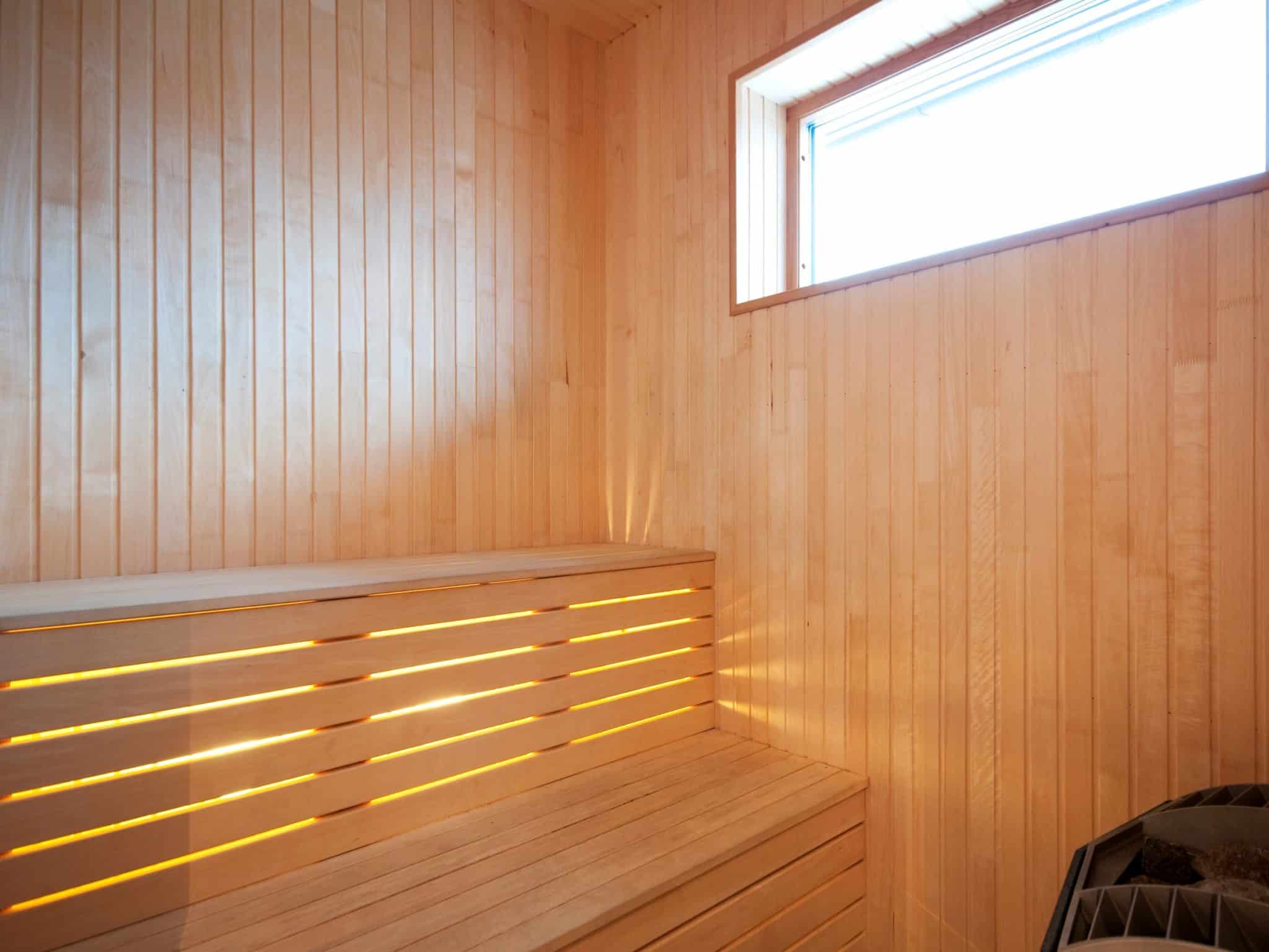 Sauna with window in Olympia 1